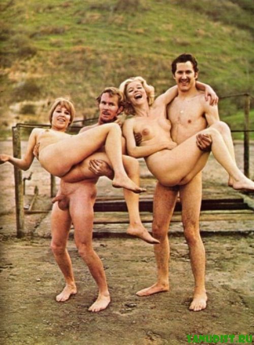 Nude Family Crazy